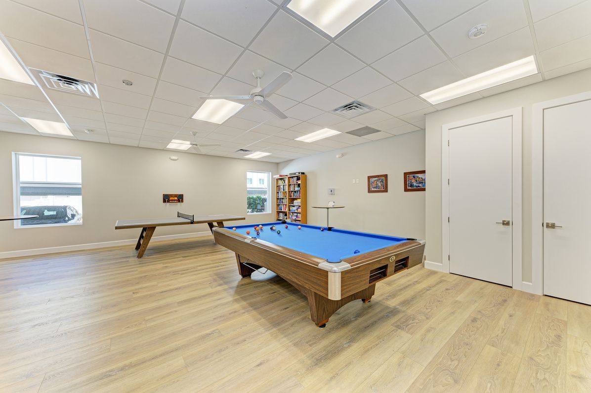 Community Room with billiards table and ping-pong table